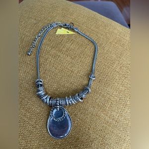 White House black market silver necklace